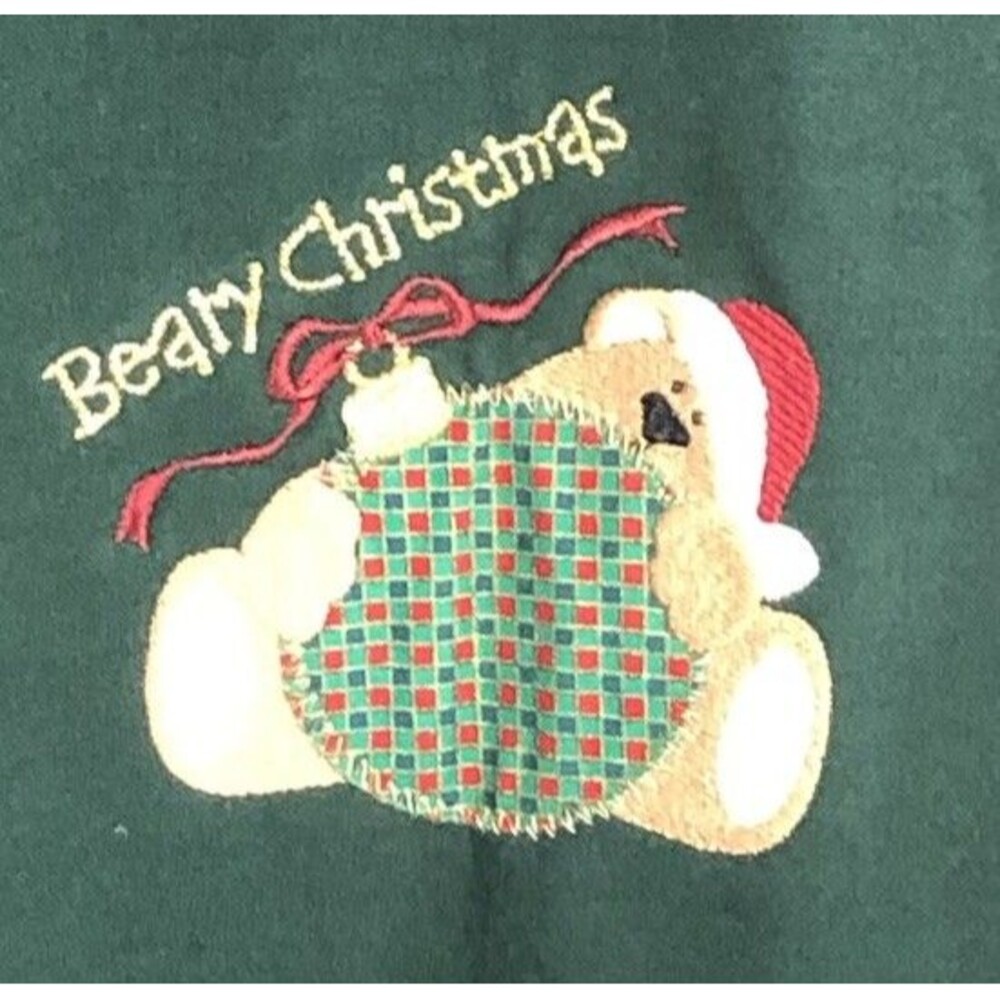 Vintage MC Sportswear Sweatshirt Womens Green Beary Merry Christmas Grandma